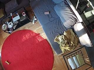 voyeurcam-julmodels-living-7