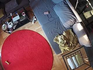 voyeurcam-julmodels-living-7