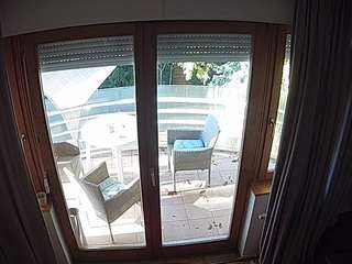 voyeurcam-julmodels-living-7