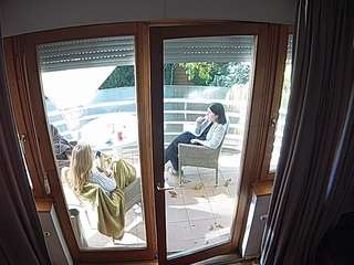 voyeurcam-julmodels-living-7