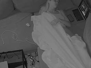 voyeurcam-julmodels-living-7
