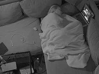 voyeurcam-julmodels-living-7