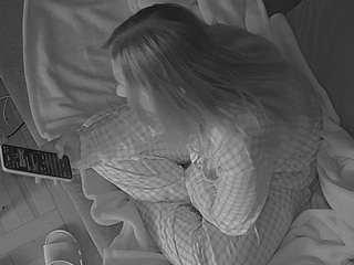 voyeurcam-julmodels-living-7