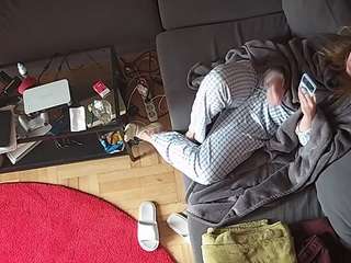 voyeurcam-julmodels-living-7