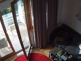 voyeurcam-julmodels-living-7