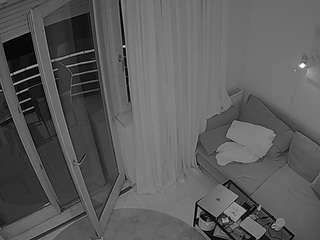 voyeurcam-julmodels-living-7