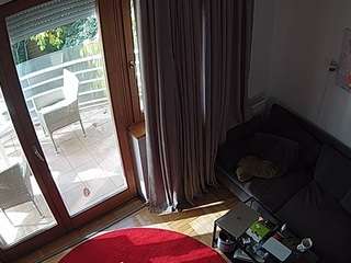 voyeurcam-julmodels-living-7