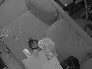 voyeurcam-julmodels-living-7