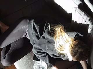 voyeurcam-julmodels-living-7