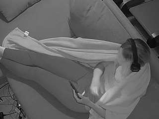 voyeurcam-julmodels-living-7