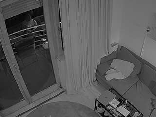 voyeurcam-julmodels-living-7
