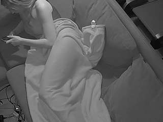 voyeurcam-julmodels-living-7