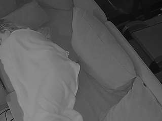 voyeurcam-julmodels-living-7