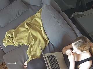 voyeurcam-julmodels-living-7