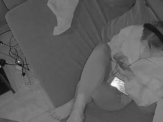voyeurcam-julmodels-living-7