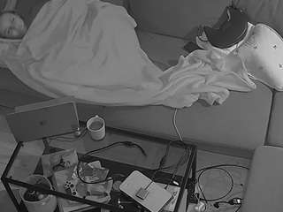 voyeurcam-julmodels-living-7