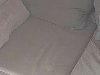voyeurcam-julmodels-living-7