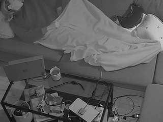 voyeurcam-julmodels-living-7