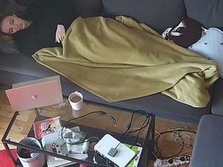 voyeurcam-julmodels-living-7