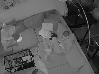 voyeurcam-julmodels-living-7
