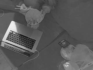 voyeurcam-julmodels-living-7