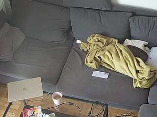 voyeurcam-julmodels-living-7