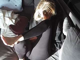 voyeurcam-julmodels-living-7