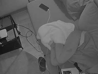 voyeurcam-julmodels-living-7