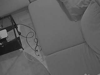 voyeurcam-julmodels-living-7