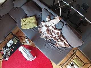 voyeurcam-julmodels-living-7