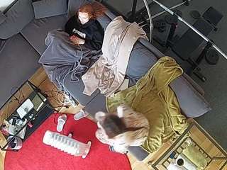 voyeurcam-julmodels-living-7
