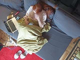 voyeurcam-julmodels-living-7