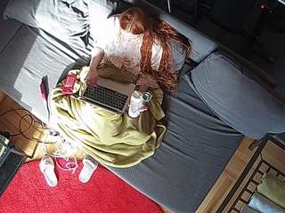 voyeurcam-julmodels-living-7