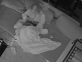 voyeurcam-julmodels-living-7