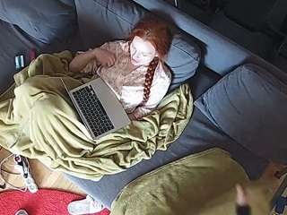 voyeurcam-julmodels-living-7