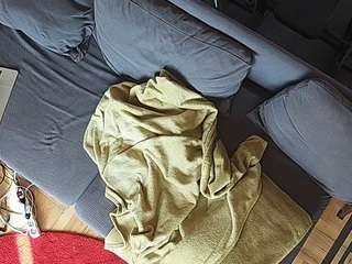 voyeurcam-julmodels-living-7