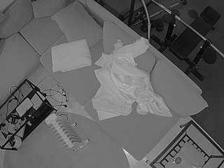 voyeurcam-julmodels-living-7