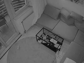 voyeurcam-julmodels-living-7