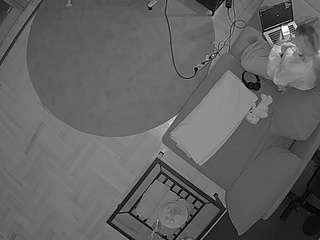 voyeurcam-julmodels-living-7