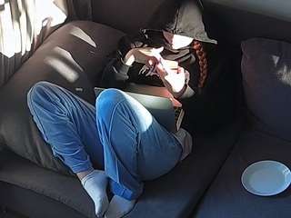 voyeurcam-julmodels-living-7