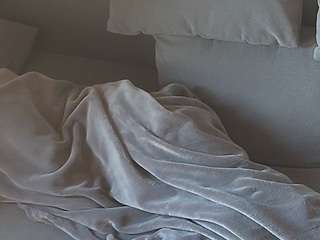 voyeurcam-julmodels-living-7