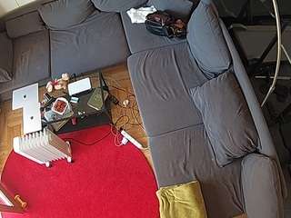 voyeurcam-julmodels-living-7