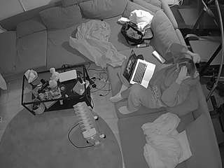 voyeurcam-julmodels-living-7