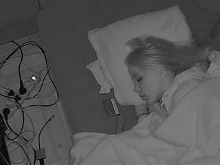 voyeurcam-julmodels-living-7