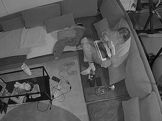 voyeurcam-julmodels-living-7