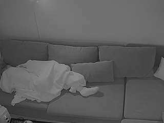 voyeurcam-julmodels-living-7