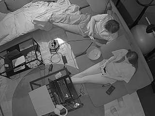 voyeurcam-julmodels-living-7