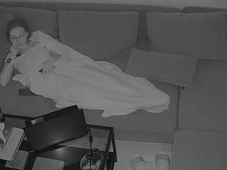 voyeurcam-julmodels-living-7