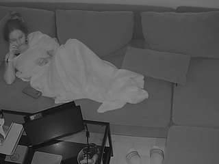 voyeurcam-julmodels-living-7