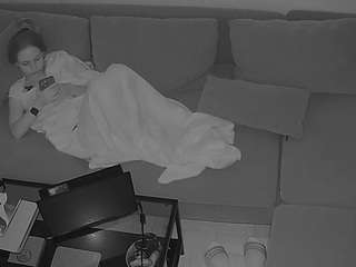 voyeurcam-julmodels-living-7